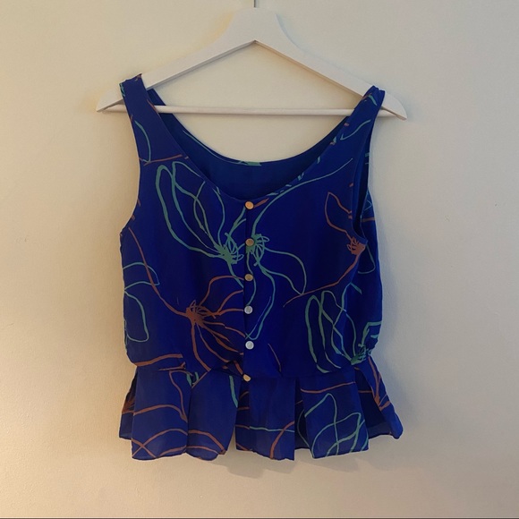 Sariah Blue Floral Sleeveless Blouse - Picture 2 of 3